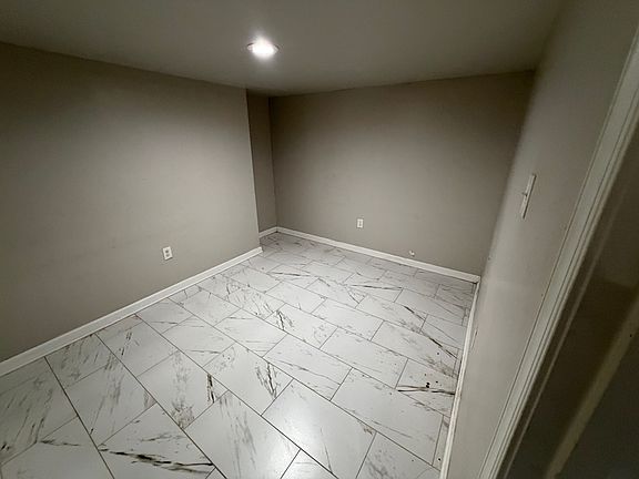 4th image of 1115 E Upsal St #Basement
