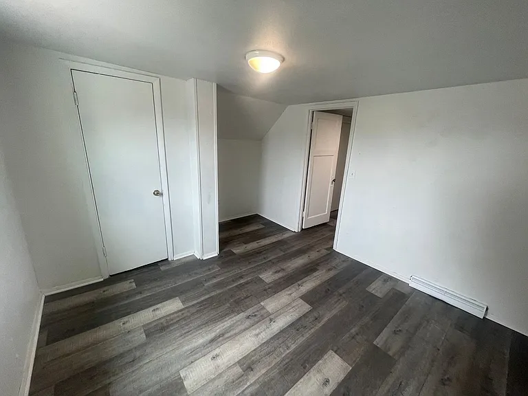2148 S 25th St. (Duplex) — Photo 8