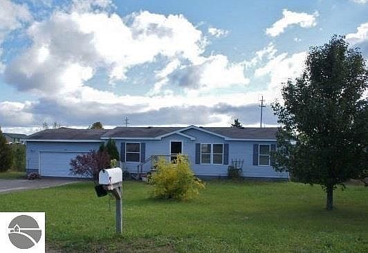 1st image of 1867 Cumberland Dr
