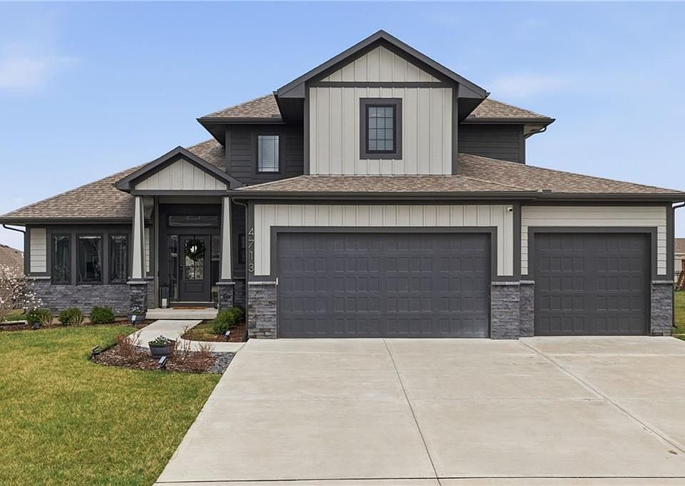 1st image of 4713 NE Freehold Dr