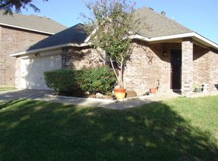 4701 Redbud Dr, Denton, TX 76208
