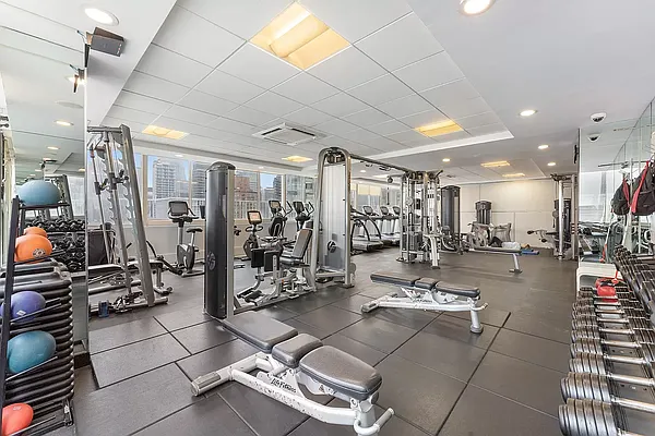 Rented by Highline Residential | media 38