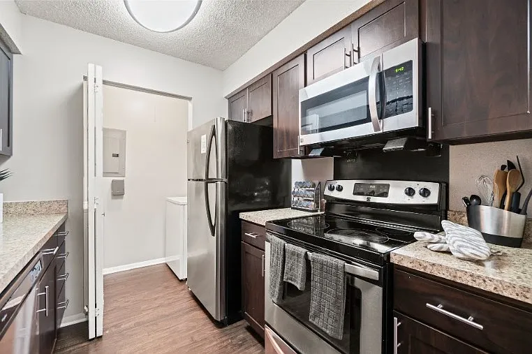 Wellesley Terrace At Short Pump — Photo 4