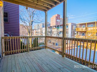 844 W Lakeside Pl #2W, Chicago, IL 60640