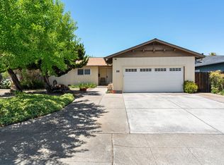 884 San Rafael Ave, Mountain View, CA 94043