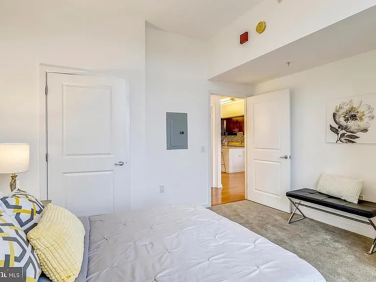 440 L St NW #1106 — Photo 19