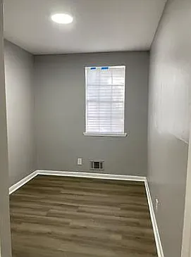 5112 Groton Rd — Photo 8
