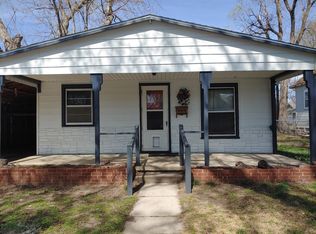 410 W 5th St, Newton, KS 67114