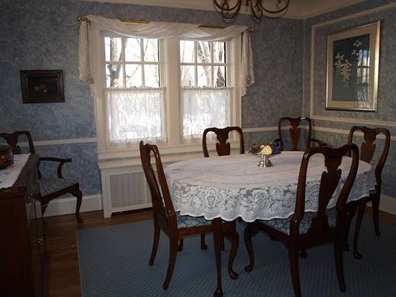 Formal dining room