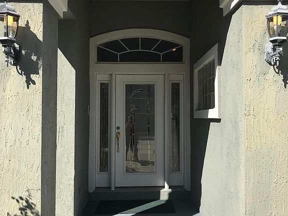 3rd image of 148 Woodlands Creek Dr