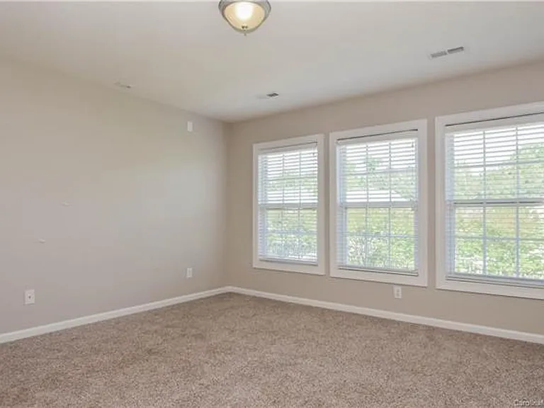 16022 Prescott Hill Ave — Photo 15