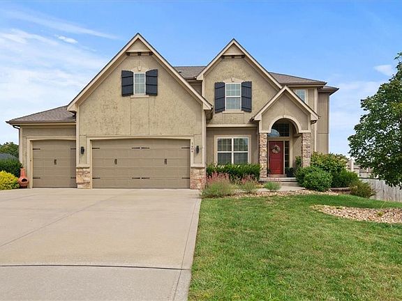 2nd image of 1404 SW 41st Cir