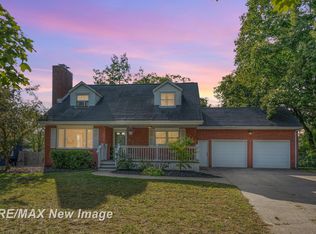 1708 Bauss Ct, Midland, MI 48642