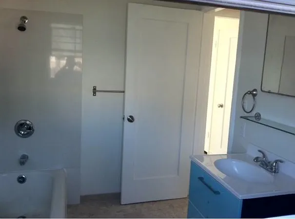 1436 Russell St — Photo 7