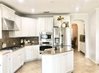 7702 Bayou Green Ln, Sugar Land, TX 77479
