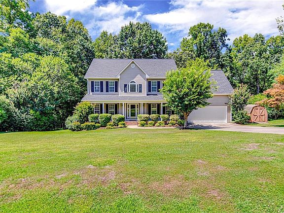 3rd image of 1112 Appaloosa Ct
