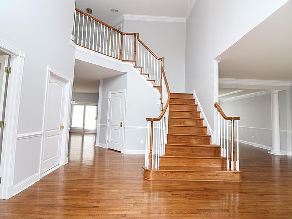 2 Story Foyer