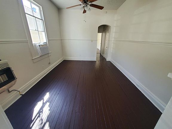 3rd image of 424 S Olympia St #424