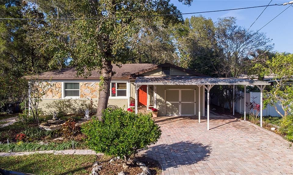 1st image of 12103 Golfside Dr