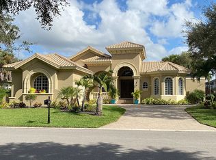 3810 River Point Dr, Fort Myers, FL 33905