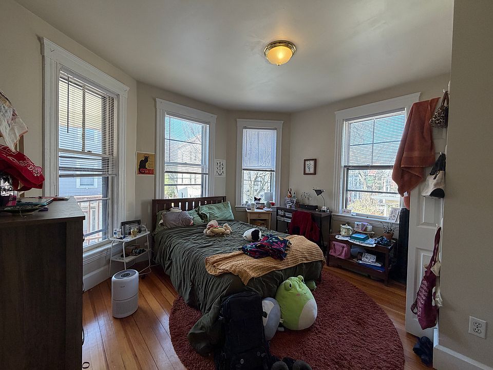 1st image of 361 Washington St APT 2L