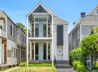5351 Chestnut St, New Orleans, LA 70115