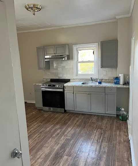 94 Highland St — Photo 1