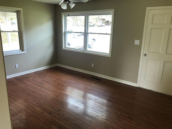 5th image of 177 Vicki St