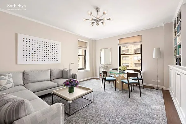 Sold by Sotheby's International Realty | media 2