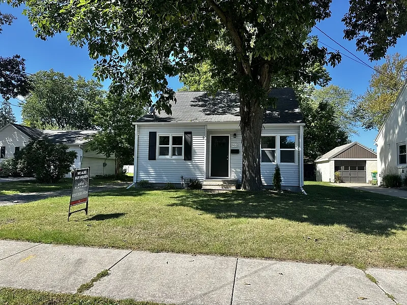 1500 14th Ave