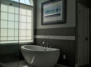 869 Walnut Spring Ln, State College, PA 16801