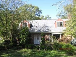 Home for Sale in Hillsdale Boro, New Jersey $489,950