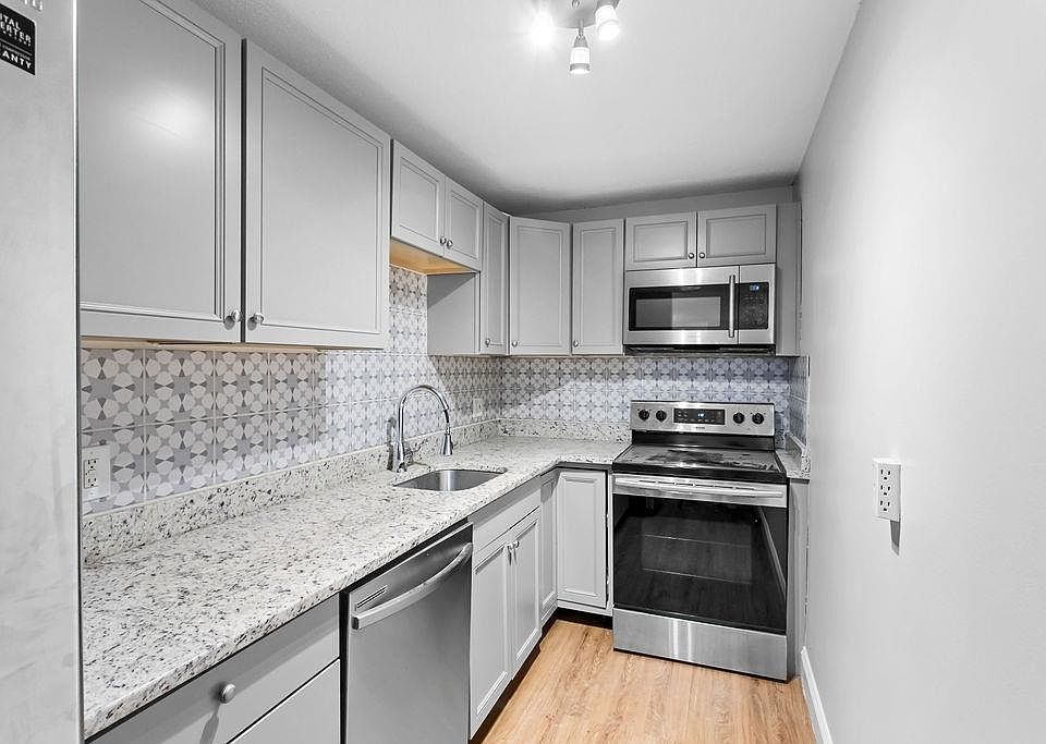 1st image of 3 Pembroke Drive #20