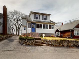 17 Makepeace St, Saugus, MA 01906