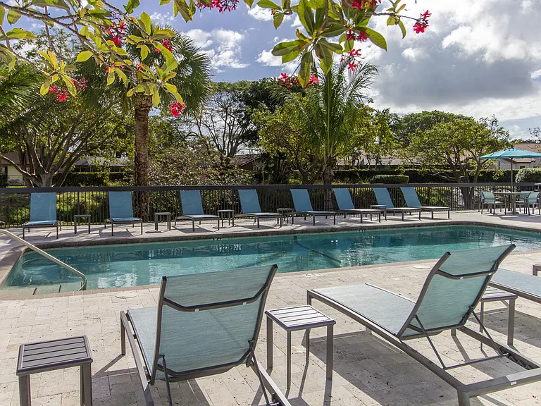 Lilac Village Boca Raton Apartments — Photo 11