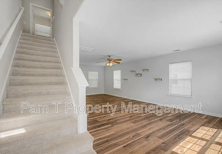 1538 Bradley Blvd — Photo 4