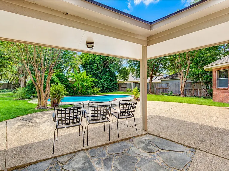 1107 Magnolia Woods Ct — Photo 34