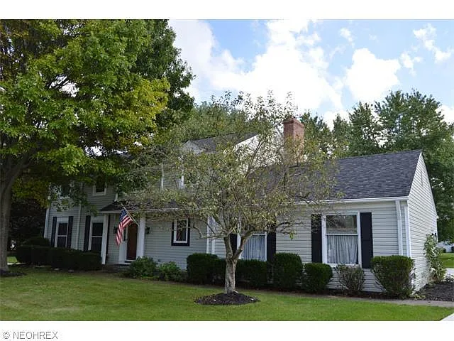 2428 Olde Farm Ln photo 1