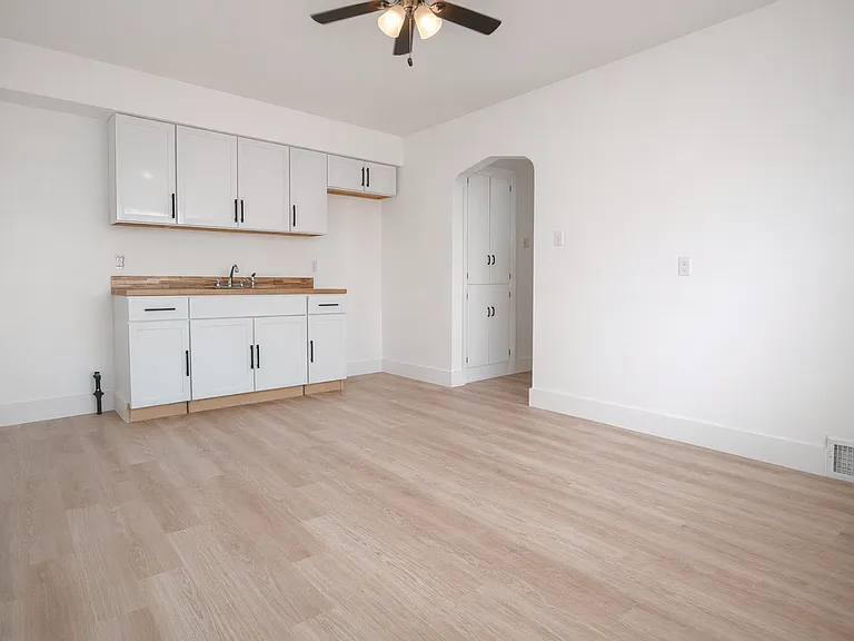 4406 S 2nd St — Photo 5