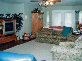 76 Davis Dr, Bryant, AL 35958
