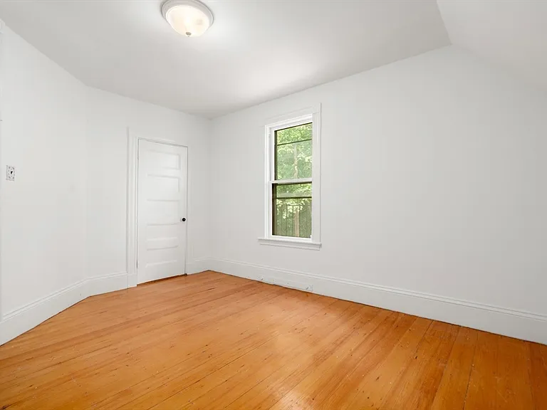 28 Boylston St #2 — Photo 12