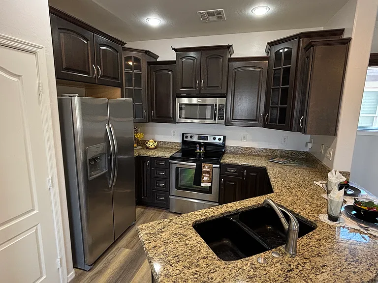 2125 E Huntington Dr #Phoenix 85040 — Photo 8
