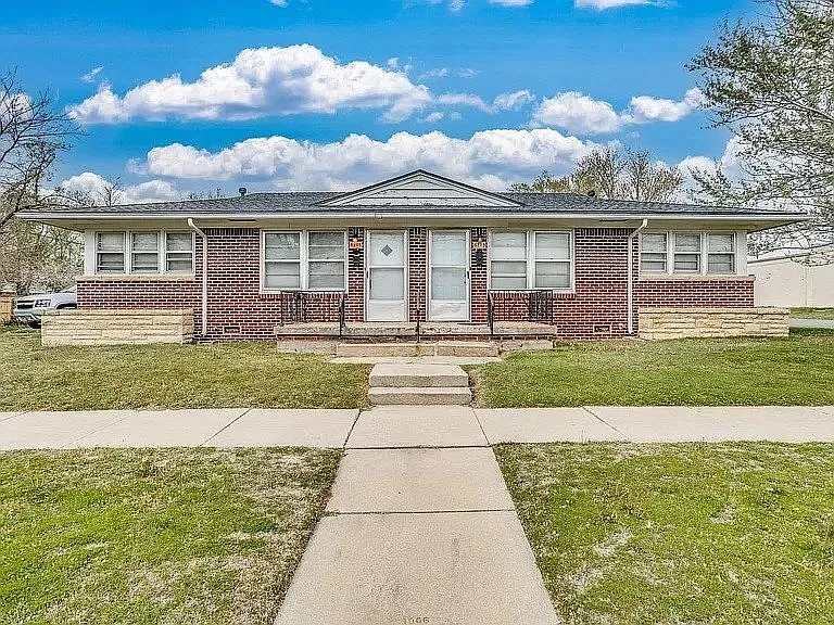 2 bed, 1.0 bath, 700 sqft, $850 — Photo 3