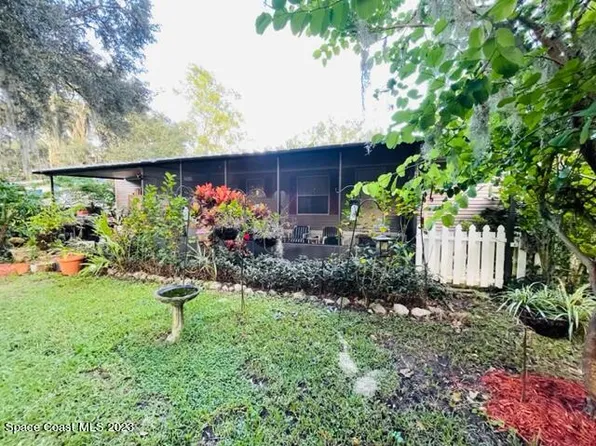 2433 Kingswood Dr, Mims, FL 32754