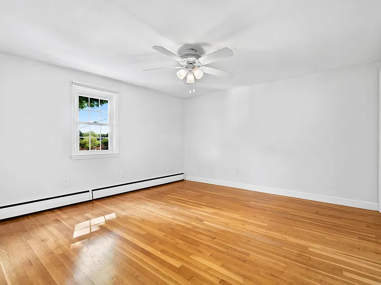 15 Lafayette St #2 — Photo 10