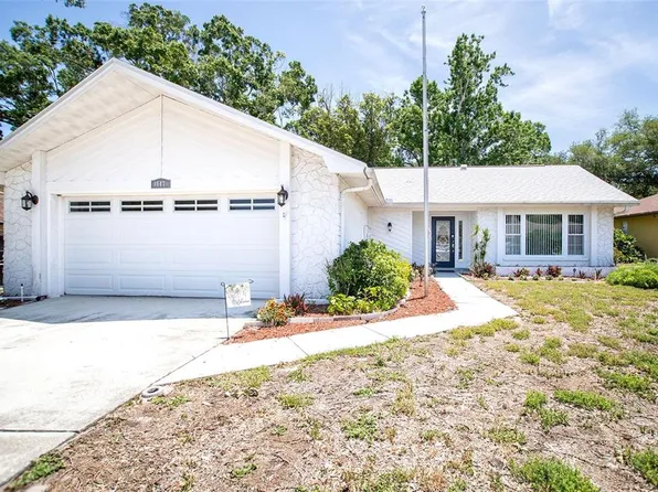 1647 Bentley Ct, Palm Harbor, FL 34684