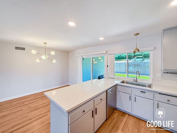 4th image of 8413 Menkar Rd