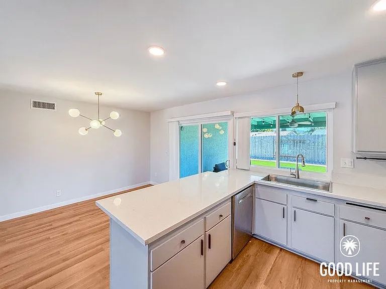 8413 Menkar Rd — Photo 4