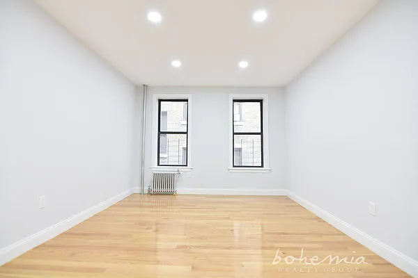 Rented by Bohemia Realty Group | media 13