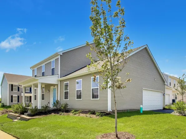 1017 Celebration Dr, Aurora, IL 60504